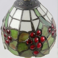 Lampe de table LED artisanale LongHuiJing européenne de 6 pouces en verre teinté motif raisin pour décoration de salon et chambre à coucher