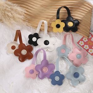 <b>Pastel</b> Color PU Leather Flower Charm Cute Pendant Keychain Minimalist Floral Bag Accessory for Purse & Luggage <b>Decor</b> - Product Image 3
