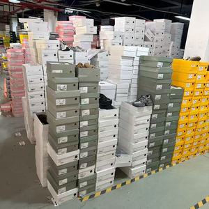 รองเท้ากีฬาลำลอง สีขาวดำ ผ้าตาข่าย ระบายอากาศดี มีเชือกผูก รองเท้าผ้าใบแฟชั่น สำหรับผู้ใหญ่ - Product Image 6