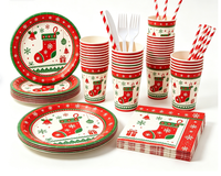 Ensemble de vaisselle jetable sur le thème de Noël tout-en-un : assiettes, gobelets, serviettes