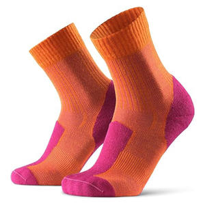 Jingwen OEM Calcetines De Lana <span class=keywords><strong>Merina</strong></span> Montañismo al aire libre Deporte Correr Merino Calcetines De Lana Hombres - Product Image 3