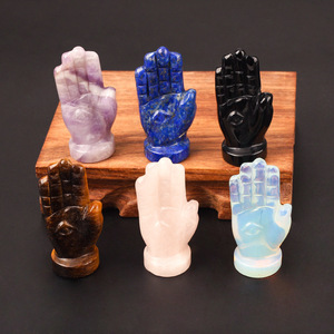 Scultura in Pietra Naturale con Occhio Malvagio e Mano Fallica - Artigianato in Pietra Grezza Incisa e Lucidata a Forma Irregolare - Product Image 1