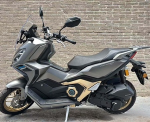 Utilizado para el <span class=keywords><strong>Rally</strong></span> Brestone. 150cc. Scooter Deportivo de Segunda Mano de Alta Calidad - Product Image 1