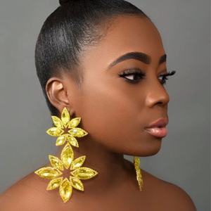 Pendientes de Botón de Lujo Europeos y Americanos de Alta Gama con Forma de Flor y Pedrería, Nuevos Pendientes Largos de Moda Exagerados - Product Image 6