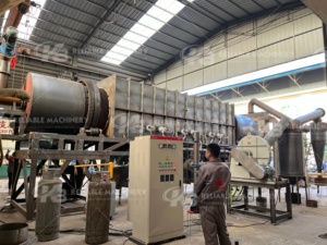 Four de pyrolyse rotatif à charbon actif continu haute efficacité de 0,5 à 1 tonne avec moteur <span class=keywords><strong>pour</strong></span> la fabrication de charbon de <span class=keywords><strong>bois</strong></span> et télécommande - Product Image 3