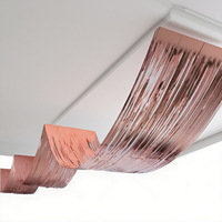 Rideau de plafond en fils de pluie PET épaissis et allongés avec pompons pour la décoration de salles de fête d'anniversaire et de mariage