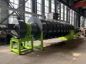 Four <span class=keywords><strong>de</strong></span> carbonisation automatique continu à biomasse pour la fabrication <span class=keywords><strong>de</strong></span> <span class=keywords><strong>charbon</strong></span> <span class=keywords><strong>de</strong></span> <span class=keywords><strong>bois</strong></span> à partir <span class=keywords><strong>de</strong></span> sciure <span class=keywords><strong>de</strong></span> <span class=keywords><strong>bois</strong></span>, <span class=keywords><strong>de</strong></span> riz et <span class=keywords><strong>de</strong></span> <span class=keywords><strong>bois</strong></span> <span class=keywords><strong>de</strong></span> hêtre - Vente chaude - Product Image 6