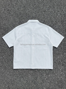 เสื้อยืดผู้ชายสไตล์วินเทจลายทางแบบสั่งทำพิเศษ ผ้าฝ้าย 100% คุณภาพสูง ถักทออย่างดี ทรงโอเวอร์ไซส์ ลายพิมพ์ซิลค์สกรีน - Product Image 2