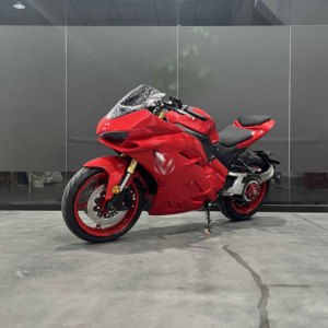 Motocicleta Eléctrica de Diseño Atractivo con Brazo Oscilante Único, 5000W, 130KM/H, Batería Grande de 72V 120Ah para Adultos - Product Image 2