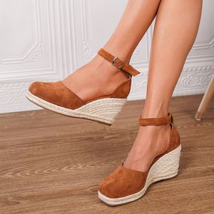 Sandali con <span class=keywords><strong>zeppa</strong></span> da donna con cinturino alla caviglia e punta chiusa, ideali per l'abbigliamento casual estivo - Product Image 6