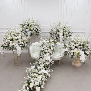 Arreglo de Rosas Artificiales LEDA Personalizado para Decoración de Eventos y Fiestas, Camino de Flores para Bodas - Product Image 3