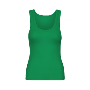Camiseta deportiva de compresión para mujer con espalda descubierta y zonas musculares específicas para correr, HIIT y recuperación post-entrenamiento. - Product Image 1