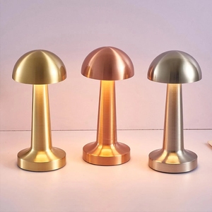 LED-Schreibtischlampe Retro Bar Tischlampe Berührung dimmbar 3 Farben wiederaufladbar kabellose Verwendung Tisch Stimmungslicht für klassische Bar Dekoration - Product Image 3