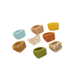 Übertriebene trend ige Party Candy Farbe quadratisches Harz Acryl Kunststoff Ringe Bunte geometrische klobige <span class=keywords><strong>Ring</strong></span> - Product Image 2