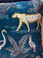 Housses de coussin artisanales en velours de coton, personnalisables, coussins décoratifs de luxe, motif Tigre Majestueux (Moutarde Dorée) : un design saisissant et intemporel