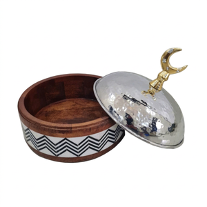 Pot chaud de service de nourriture de concepteur incurvé à la main accessoires de décoration de table de dîner casserole en acier inoxydable servant une marmite - Product Image 1
