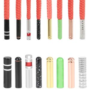 أزياء الجملة Oem النحاس مخصص شعار مطبوع Drawcords رباط الحذاء المعادن Aglet طرف لهودي سلاسل أحذية رياضية - Product Image 3