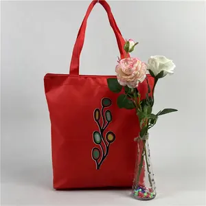 Çiçek dokuma olmayan bez çanta bezi beyaz Tote çanta Tote fermuar Anime timsah Tote çanta Logo siyah
