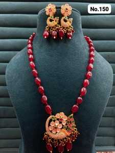 Parure de bijoux pour femme en zircon et pierres, comprenant un collier statement et des boucles d'oreilles assorties, idéale pour les soirées, vente en gros - Product Image 6
