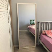 2025 Tendance Personnalisé Noir Cadre Grand Sol Suspendu LED Miroir En Plastique Compact Mur Miroir Décoratif Salon
