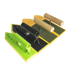 Espátula Butterfly Intent de 18 cm x 6.5 cm con hoja recta, herramienta manual para la colocación de baldosas y enlucido. - Product Image 2