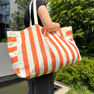 Sac fourre-tout en toile de coton écologique personnalisé, grande capacité, réutilisable, pour la plage, fiable et peu coûteux, fabriqué en Chine - Product Image 4