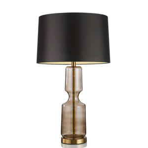 โคมไฟข้างเตียงตกแต่งอย่างหรูหราโคมไฟตั้งโต๊ะแก้วพร้อมที่บังแดดผ้าสำหรับห้องนอนโคมไฟในร่มสไตล์ยุโรป - Product Image 1