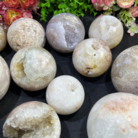 Sphère de cristal naturel pierre de guérison artisanat fleur de cerisier fleur agate améthyste sphère druzy