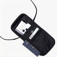 Portefeuille de voyage pour le cou noir, porte-passeport anti-RFID, pochette de cou résistante à l'usure, portefeuille de sécurité léger pour femmes et hommes