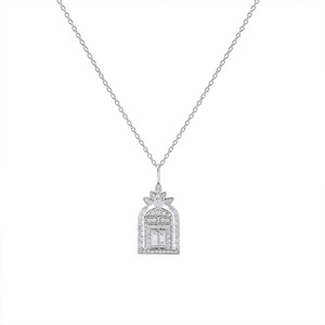 Collana con ciondolo a forma di casa in argento placcato con zirconi cubici, charm floreale sulla parte superiore, catena sottile e delicata, gioiello da donna per l'uso quotidiano. - Product Image 5