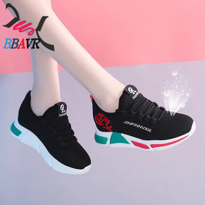 Venta de Fábrica, Zapatos Deportivos Casuales para Mujer, Nuevos, Económicos, Cómodos, de Moda, con Suela Gruesa, de Tela - Product Image 1