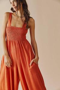 Nuevo estilo <span class=keywords><strong>fruncido</strong></span> Tops Pantalones anchos con bolsillo estampado personalizado mameluco bajo MOQ <span class=keywords><strong>mono</strong></span> de rayón - Product Image 5