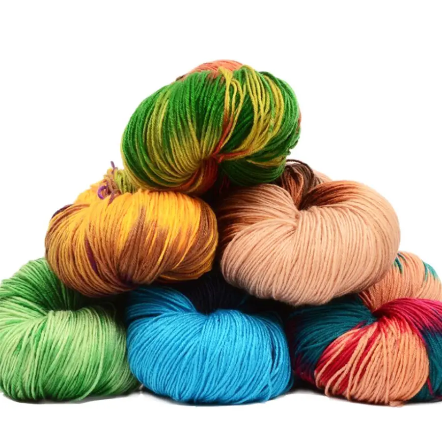 China manufacturer wholesale 4ply thick 100 acrylic yarn giant yarn acrylic yarn for hand knitting