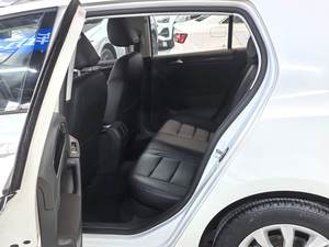 Volant à gauche d'occasion pour Golf 6 1.6 Turbo 4L Dark Sedan Comfort Edition 2012, boîte automatique, sans accident - Product Image 6