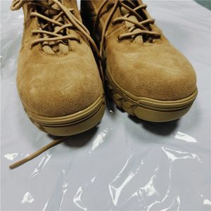 Botas de Montaña DFA120 en Color Negro, Caqui y Verde Desierto, con Costuras Reforzadas y Suela de Goma - Product Image 3