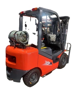 Montacargas CPQYD25 de 2.5 Toneladas a Gasolina/GLP, Precio de Fábrica, Alto Rendimiento, Mástil de Dos Etapas, Nueva Gran Capacidad de Carga, Repuestos - Product Image 1