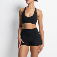 Ensemble de sport pour femme de haute qualité avec soutien-gorge de fitness à logo personnalisé en nylon et élasthanne, dos nageur, et short de yoga sans effet froncé