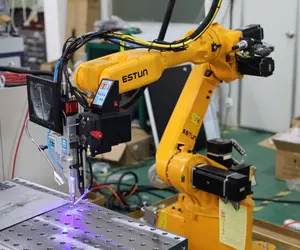 A soldagem robótica a laser a fibra BWT30 melhora as soluções para automação na indústria automotiva e na indústria de peças