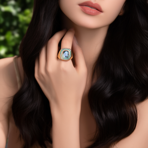 แหวนสแตนเลสสตีลชุบทอง PVD ประดับด้วยพลอยอะความารีนสำหรับผู้หญิง - Product Image 3