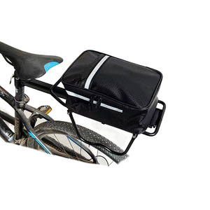 Bolsa impermeable para asiento trasero para bicicletas eléctricas y bicicletas de montaña, caja de almacenamiento negra con capacidad de 3L y forro interior - Product Image 2