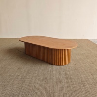 Vente directe d'usine, table à manger ovale à coins arrondis de style médiéval, couleur bois clair, personnalisable