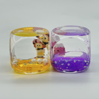 Ornement en acrylique en forme de glaçon, décoration liquide colorée avec paillettes et flottants mignons, cadeau promotionnel personnalisé