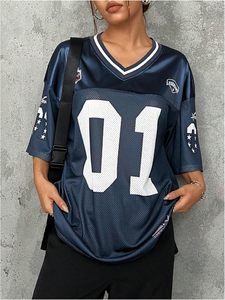 Maillot de football personnalisé pour femme Y2K avec motif graphique et numéro, col en V oversize, manches courtes, style streetwear mignon, 100 % polyester - Product Image 6