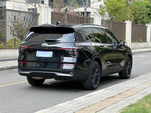 <span class=keywords><strong>Ford</strong></span> <span class=keywords><strong>Edge</strong></span> L 2.0T EcoBoost AWD 2024, SUV Familiare di Medie <span class=keywords><strong>Dimensioni</strong></span> a 7 Posti, Alimentazione a Benzina - Product Image 4