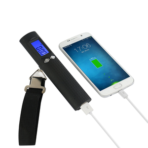 50kg <span class=keywords><strong>3</strong></span> <span class=keywords><strong>in</strong></span> <span class=keywords><strong>1</strong></span> Digitale Reisegepäck waage USB Power Bank Waage mit LED-Taschenlampe - Product Image 5