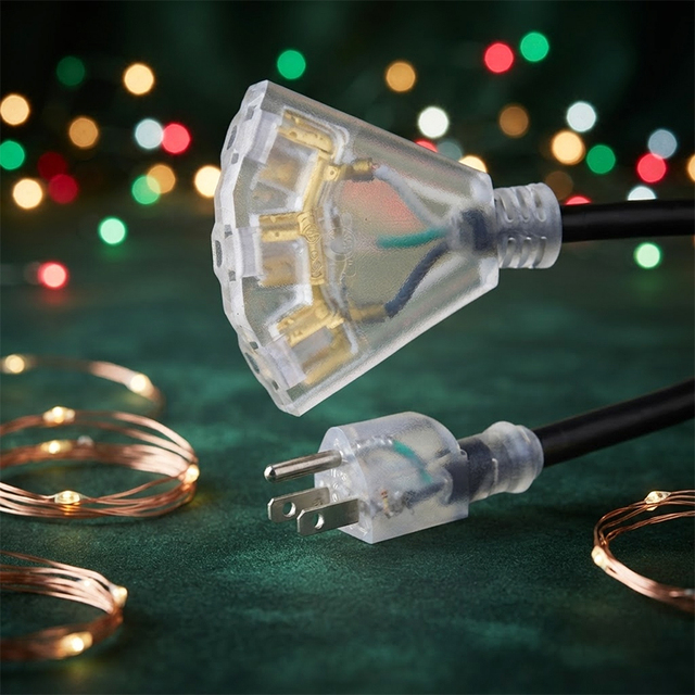Weatherproof Yellow Heavy Duty Christmas Lights Outdoor Extension Cable With Transparent 3 Way Lighted Tap Plug