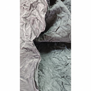 Demiurge Cuero de Cordero Orgánico Versátil de Color Negro, de Origen Italiano, para Prendas de Vestir, Cinturones, Muebles, Bolsos, Vestidos, Zapatos y Maletas - Product Image 1