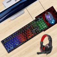 Dört Parçalı Set Bilgisayar LED Işıklı 104 Tuşlu Klavye ve Mouse Seti, Kulaklık, Mouse Pad, USB Kablolu Oyun Klavyesi, Su Geçirmez, Stokta