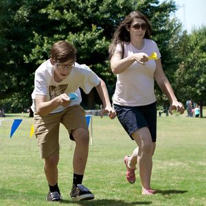 Juego de Carreras de Huevos de Pascua y Cucharas DAMAI, Juego de Carnaval para Niños y Actividad Familiar, Caza de Huevos de Pascua al Aire Libre en el Patio - Product Image 5