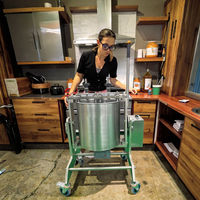 Moulin à chocolat en acier inoxydable, mélangeur, machine à moudre, moulin à pierres, capacité 25L-100L, 220/380V, garantie 1 an